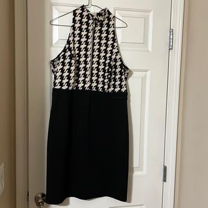 Black and Tan hound teeth midi dress, This dress has been worn twice.